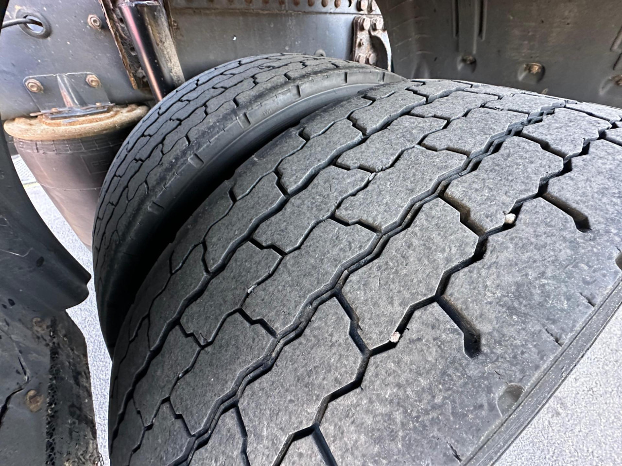 SCANIA R 420 LA4x2MNA - Cabeza tractora: foto 3 SCANIA R 420 LA4x2MNA - Cabeza tractora: foto 3