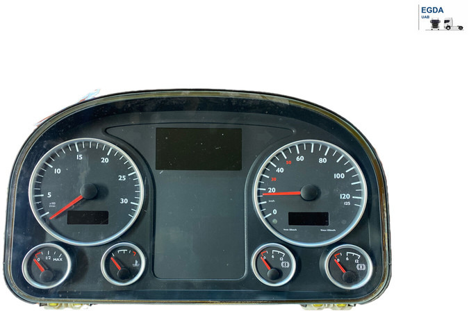 MAN - Salpicadero: foto 1 MAN - Salpicadero: foto 1