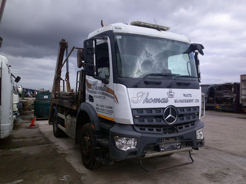 Mercedes-Benz Antos - Cabina e interior: foto 2 Mercedes-Benz Antos - Cabina e interior: foto 2