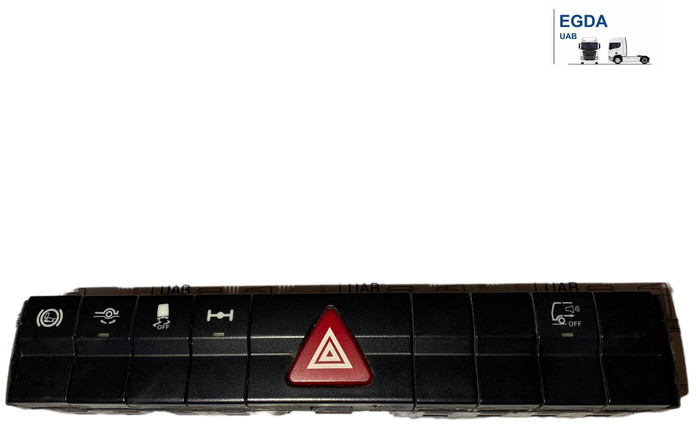 Mercedes-Benz - Salpicadero: foto 1 Mercedes-Benz - Salpicadero: foto 1