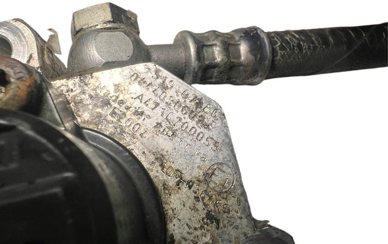 Mercedes-Benz - Sistema de escape: foto 4 Mercedes-Benz - Sistema de escape: foto 4