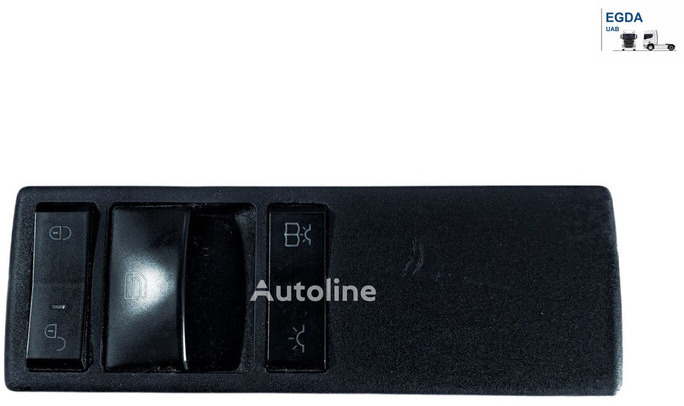 Mercedes-Benz - Salpicadero: foto 1 Mercedes-Benz - Salpicadero: foto 1