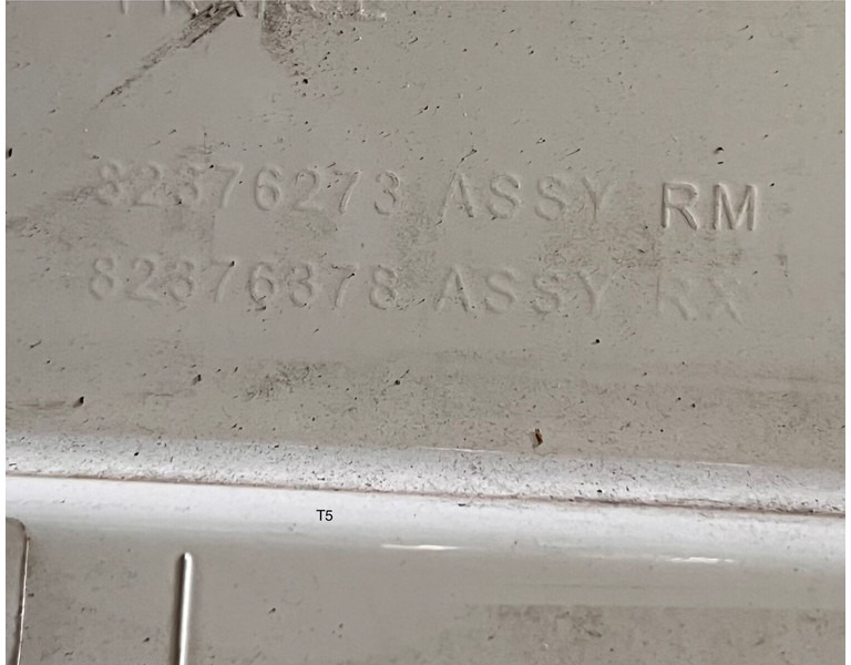 Renault - Parachoques: foto 3 Renault - Parachoques: foto 3