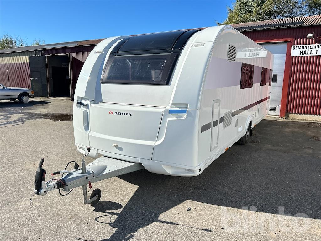 ADRIA Alpina 663HT - Caravana: foto 1 ADRIA Alpina 663HT - Caravana: foto 1