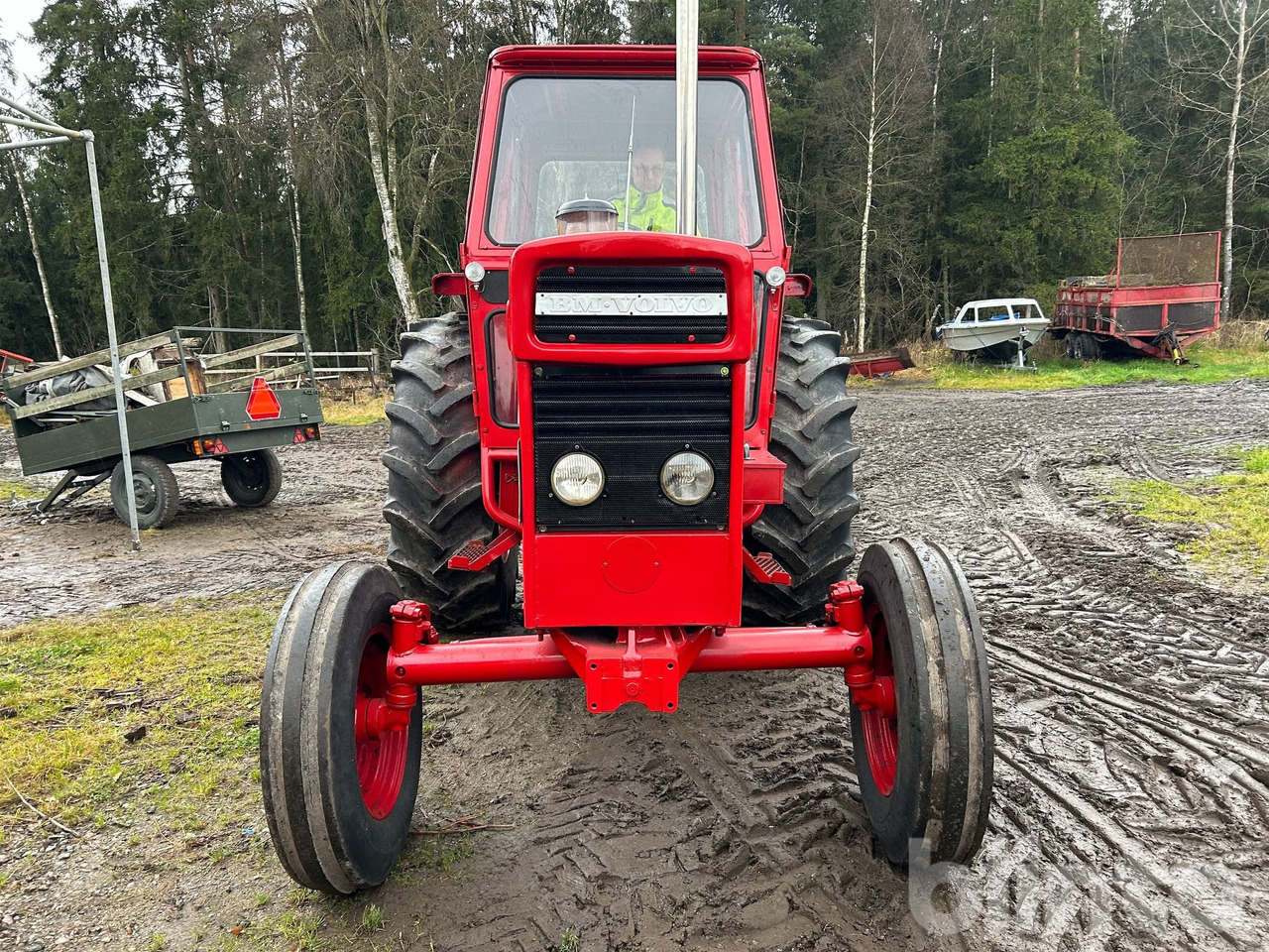 BM VOLVO T 650 - Tractor: foto 2 BM VOLVO T 650 - Tractor: foto 2