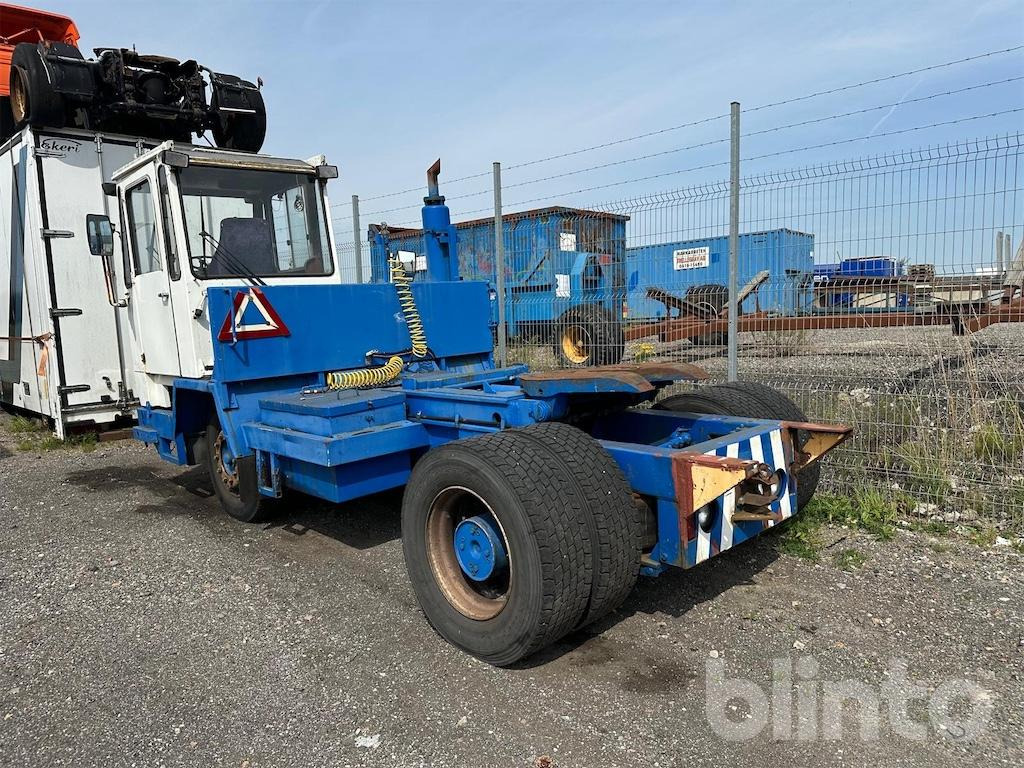 Bollnäs PT25 - Tractor industrial: foto 5 Bollnäs PT25 - Tractor industrial: foto 5