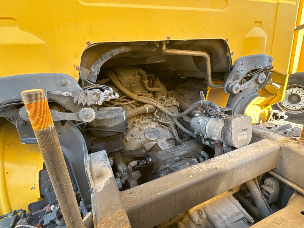 Camión SCANIA R420LB6X2MNB: foto 16