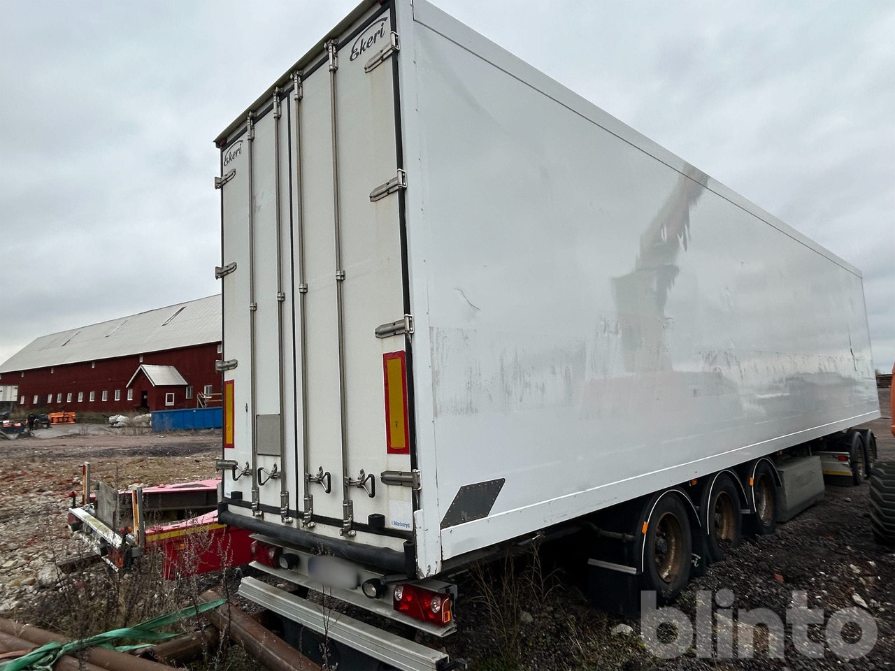 Ekeri/Krone - Semirremolque caja cerrada, Remolque dolly: foto 2 Ekeri/Krone - Semirremolque caja cerrada, Remolque dolly: foto 2