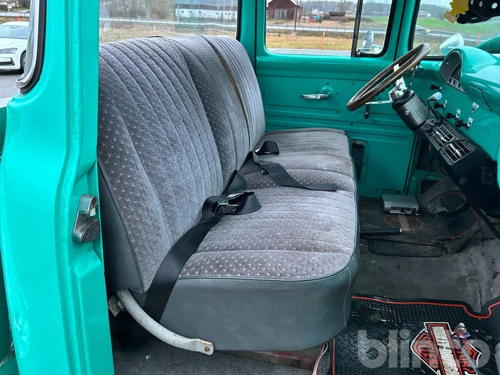 Camión portavehículos Ford F350: foto 42