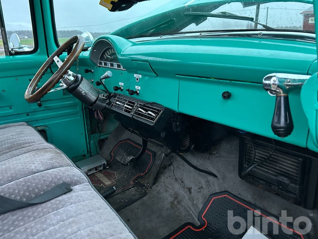 Camión portavehículos Ford F350: foto 43