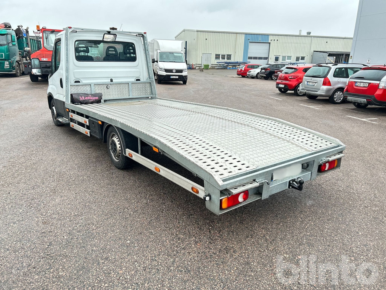 IVECO Dalily Bärgarbil 156HK automat - Furgoneta: foto 3 IVECO Dalily Bärgarbil 156HK automat - Furgoneta: foto 3