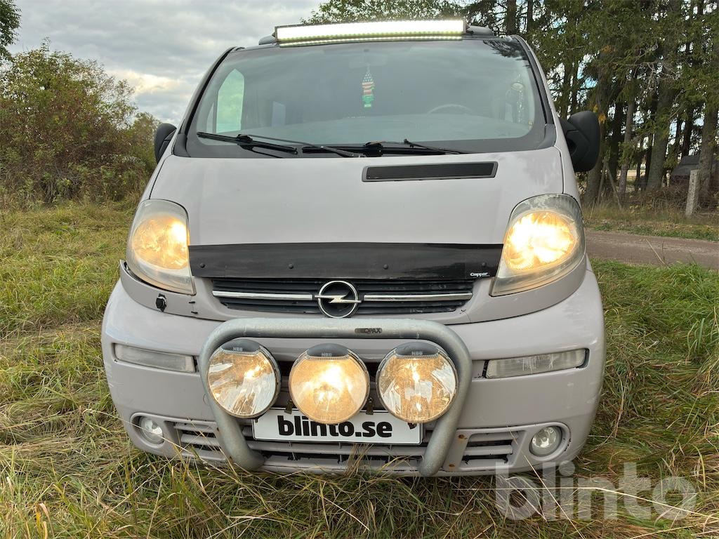 OPEL VIVARO VAN F7BDB6 - Furgoneta: foto 2 OPEL VIVARO VAN F7BDB6 - Furgoneta: foto 2