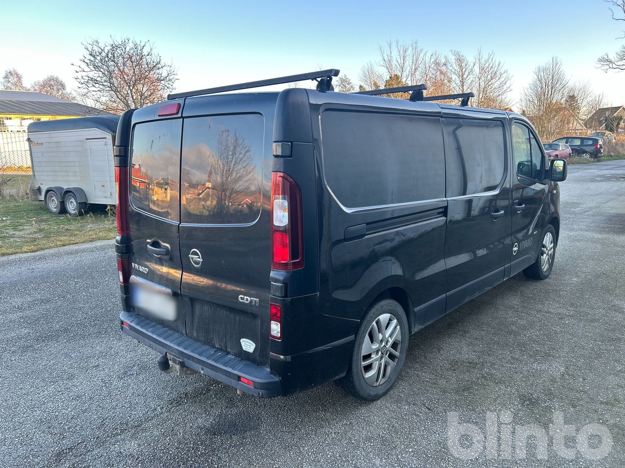 OPEL Vivaro - 9.900mil - Leasbar - Furgoneta: foto 4 OPEL Vivaro - 9.900mil - Leasbar - Furgoneta: foto 4