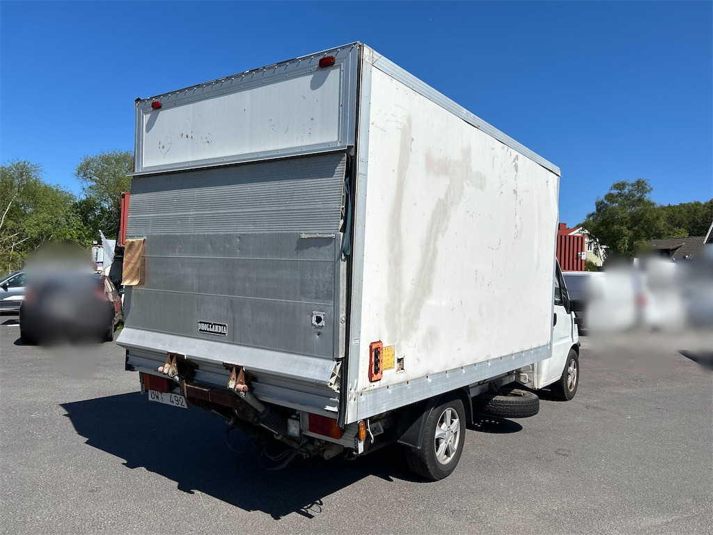 PEUGEOT BOXER CHA-CAB 35 - Furgoneta: foto 5 PEUGEOT BOXER CHA-CAB 35 - Furgoneta: foto 5
