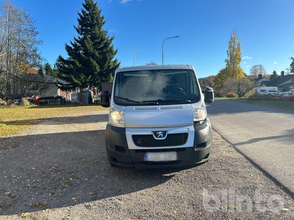 PEUGEOT Boxer - Furgoneta: foto 2 PEUGEOT Boxer - Furgoneta: foto 2