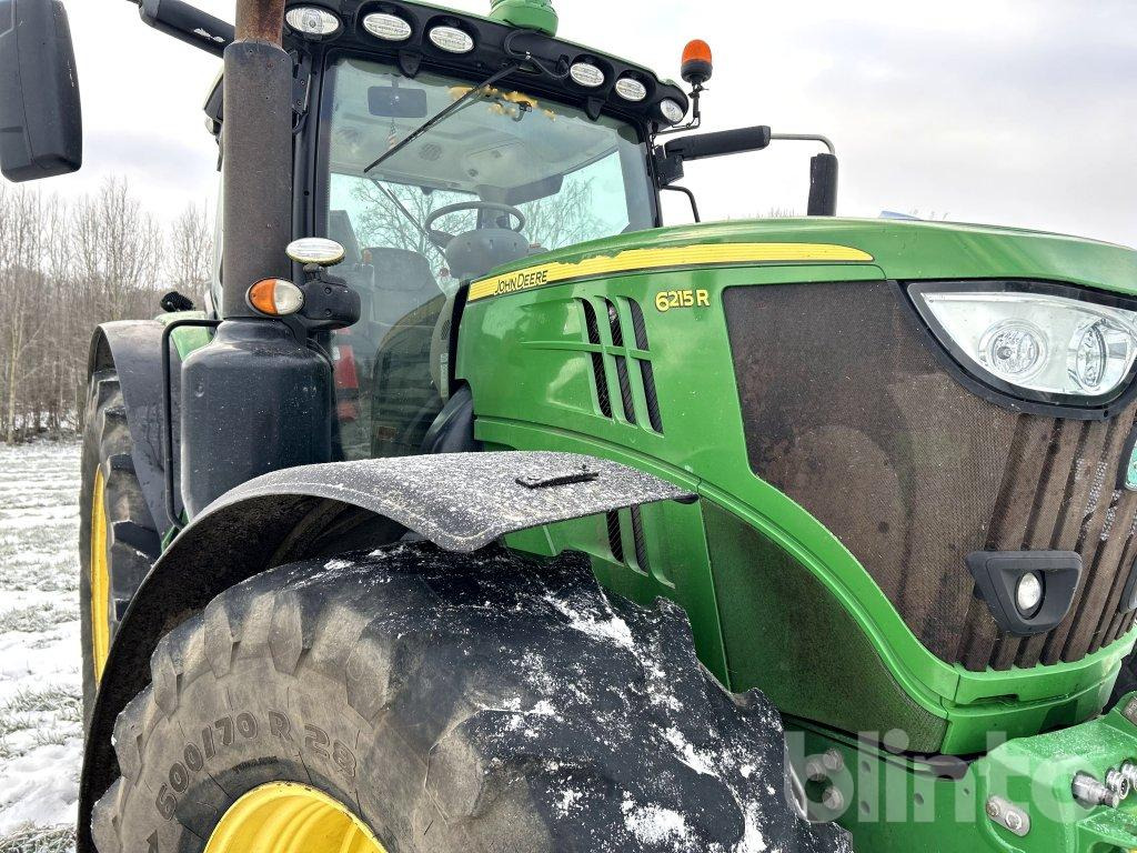 Tractor JOHN DEERE 6215R: foto 39 Tractor JOHN DEERE 6215R: foto 39
