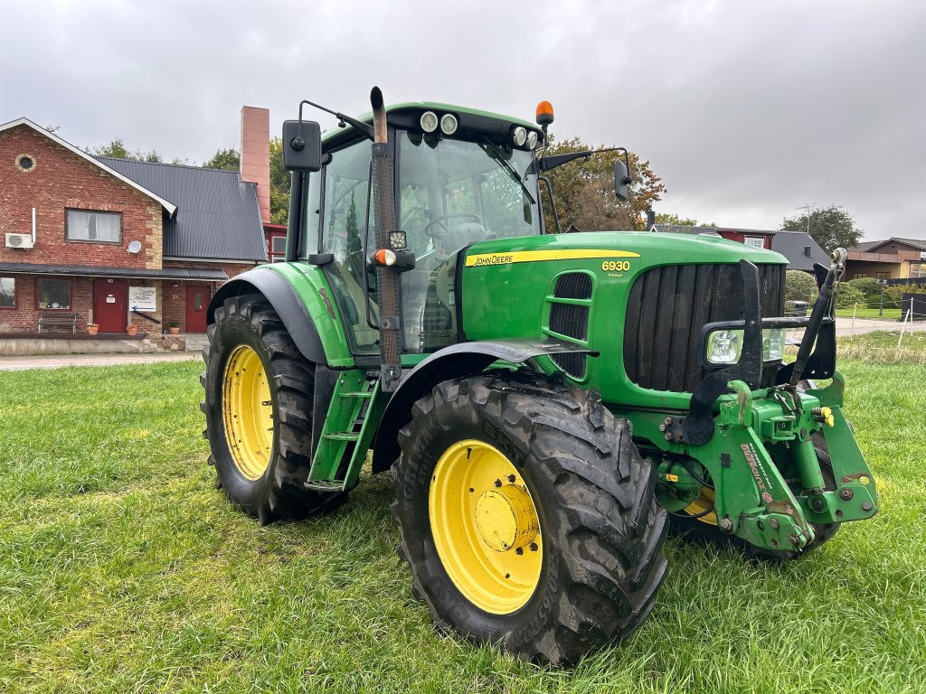 JOHN DEERE 6930 - Tractor: foto 5 JOHN DEERE 6930 - Tractor: foto 5