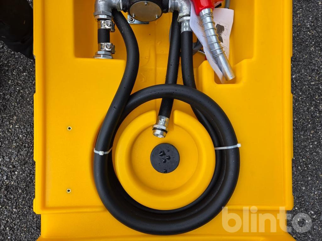KLAMEL DTK-240 mit Zapfanlage (ungebraucht) - Depósito de combustible: foto 4 KLAMEL DTK-240 mit Zapfanlage (ungebraucht) - Depósito de combustible: foto 4