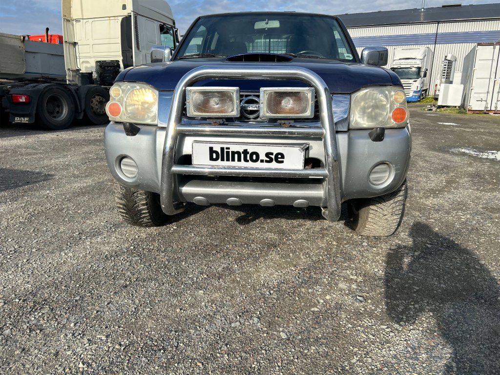 NISSAN KING CAB NAVARA - Pick-up: foto 2 NISSAN KING CAB NAVARA - Pick-up: foto 2