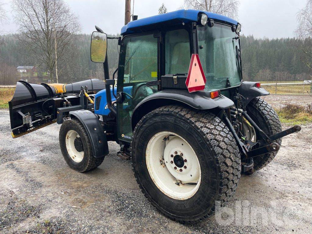 New Holland Tn75da - Tractor: foto 2 New Holland Tn75da - Tractor: foto 2