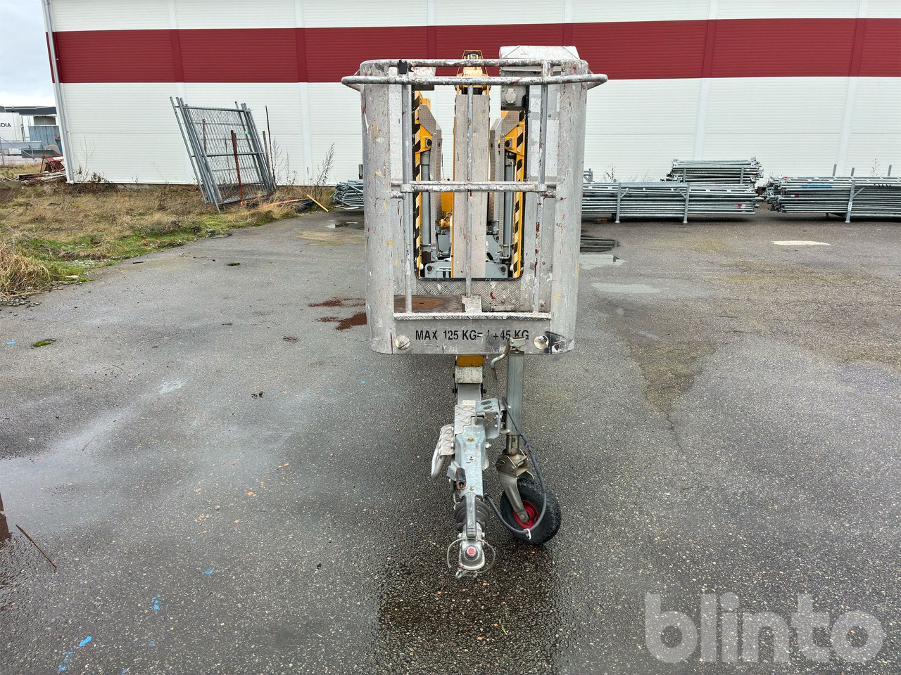 Ommelift Mini 12 EJ - Plataforma elevadora remolcable: foto 2 Ommelift Mini 12 EJ - Plataforma elevadora remolcable: foto 2