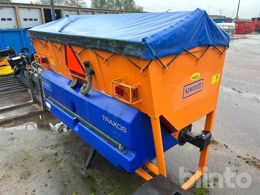 Schmidt Traxos S15T Vesn-490CS - Esparcidor de sal: foto 3 Schmidt Traxos S15T Vesn-490CS - Esparcidor de sal: foto 3