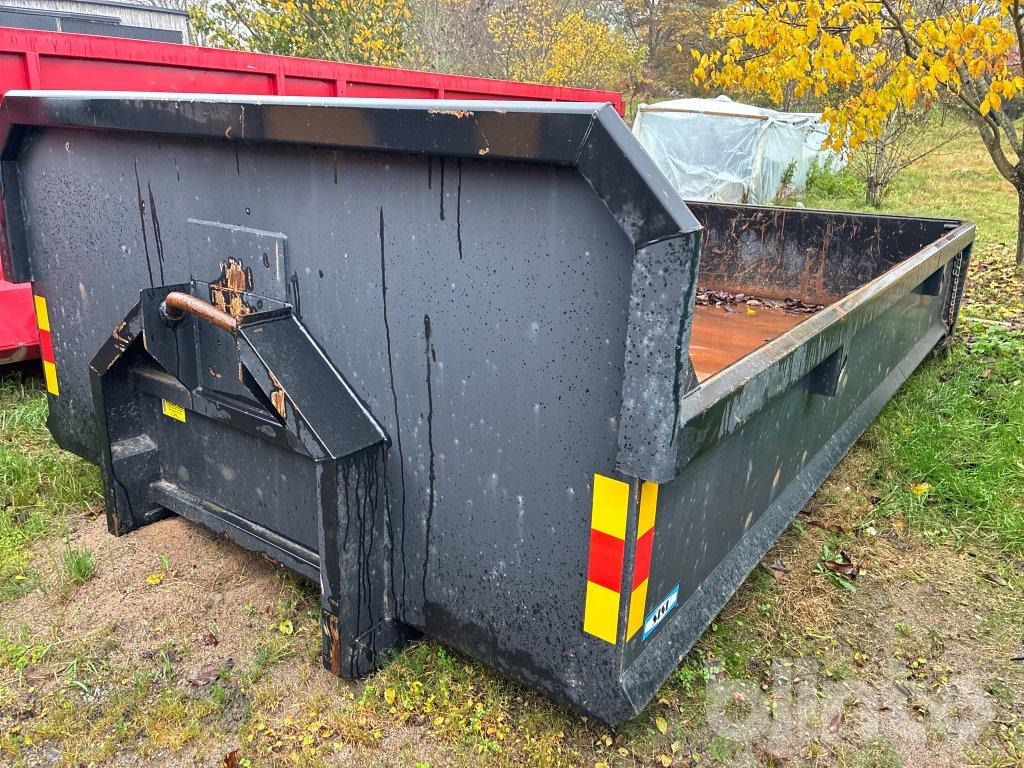 Sisu 470 - Contenedor de gancho: foto 1 Sisu 470 - Contenedor de gancho: foto 1