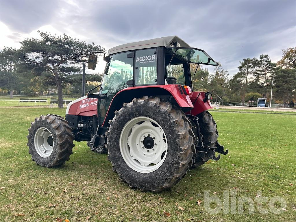 Steyr 9086 (1996) - Tractor: foto 3 Steyr 9086 (1996) - Tractor: foto 3