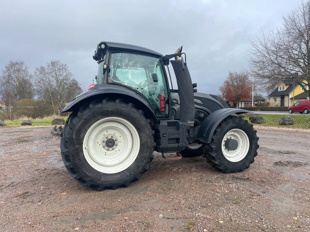 VALTRA T214 - Tractor: foto 3 VALTRA T214 - Tractor: foto 3