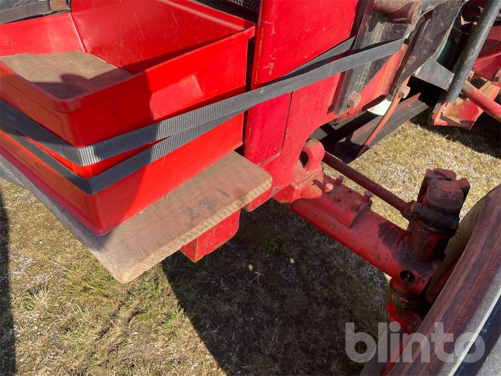 VOLVO BM 2250 - Tractor: foto 4 VOLVO BM 2250 - Tractor: foto 4