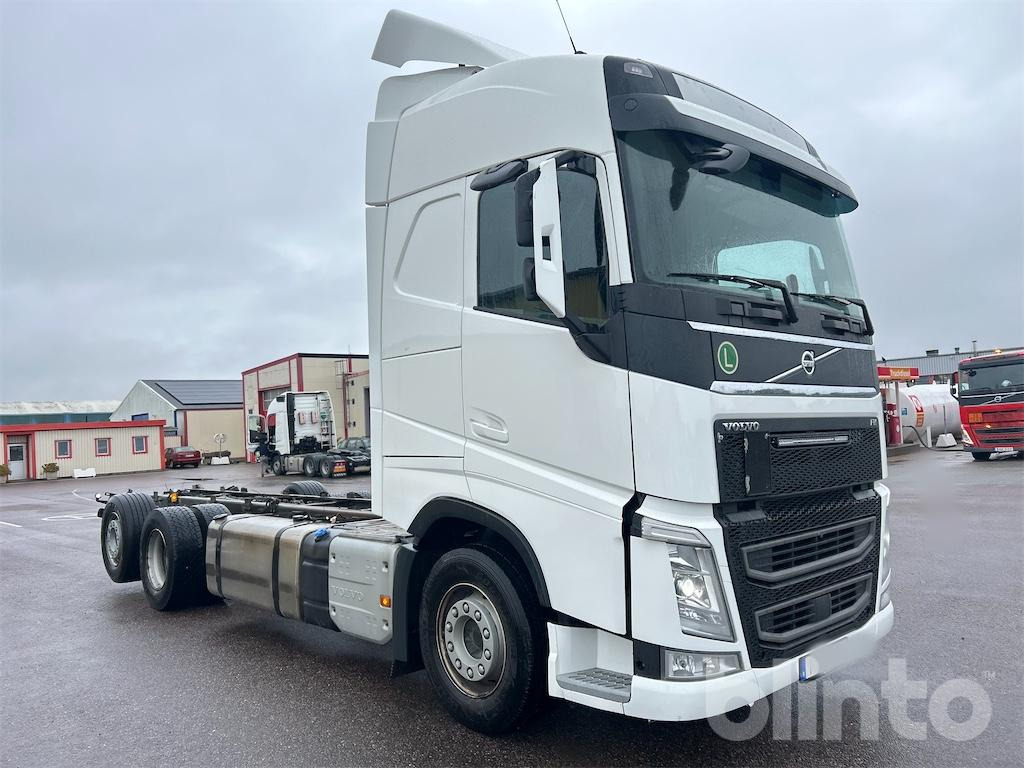 VOLVO FH 6x2 - Camión chasis: foto 3 VOLVO FH 6x2 - Camión chasis: foto 3