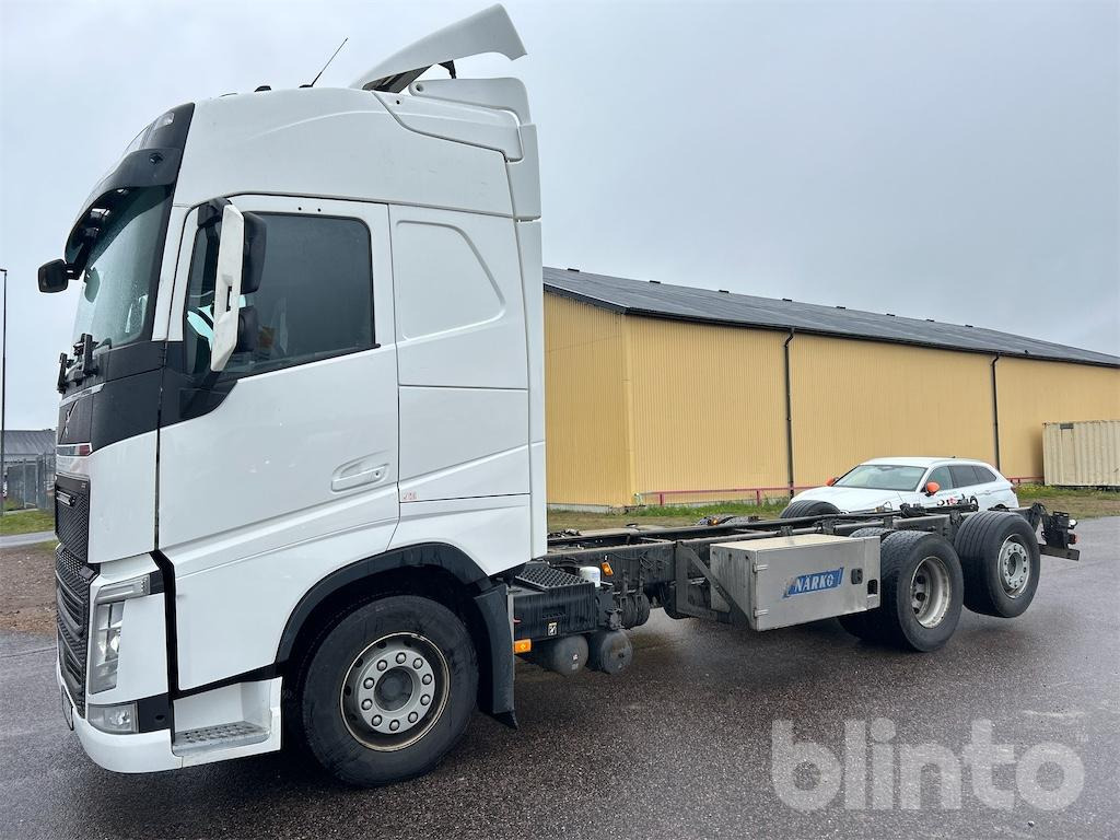 VOLVO FH 6x2 - Camión chasis: foto 1 VOLVO FH 6x2 - Camión chasis: foto 1