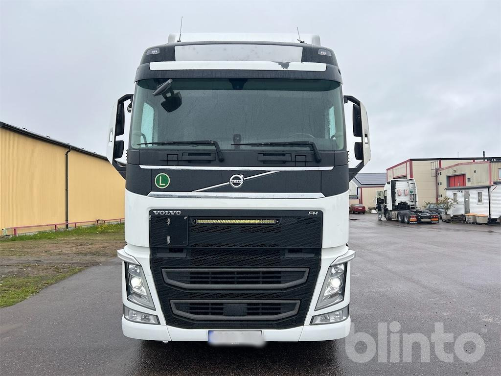 VOLVO FH 6x2 - Camión chasis: foto 2 VOLVO FH 6x2 - Camión chasis: foto 2