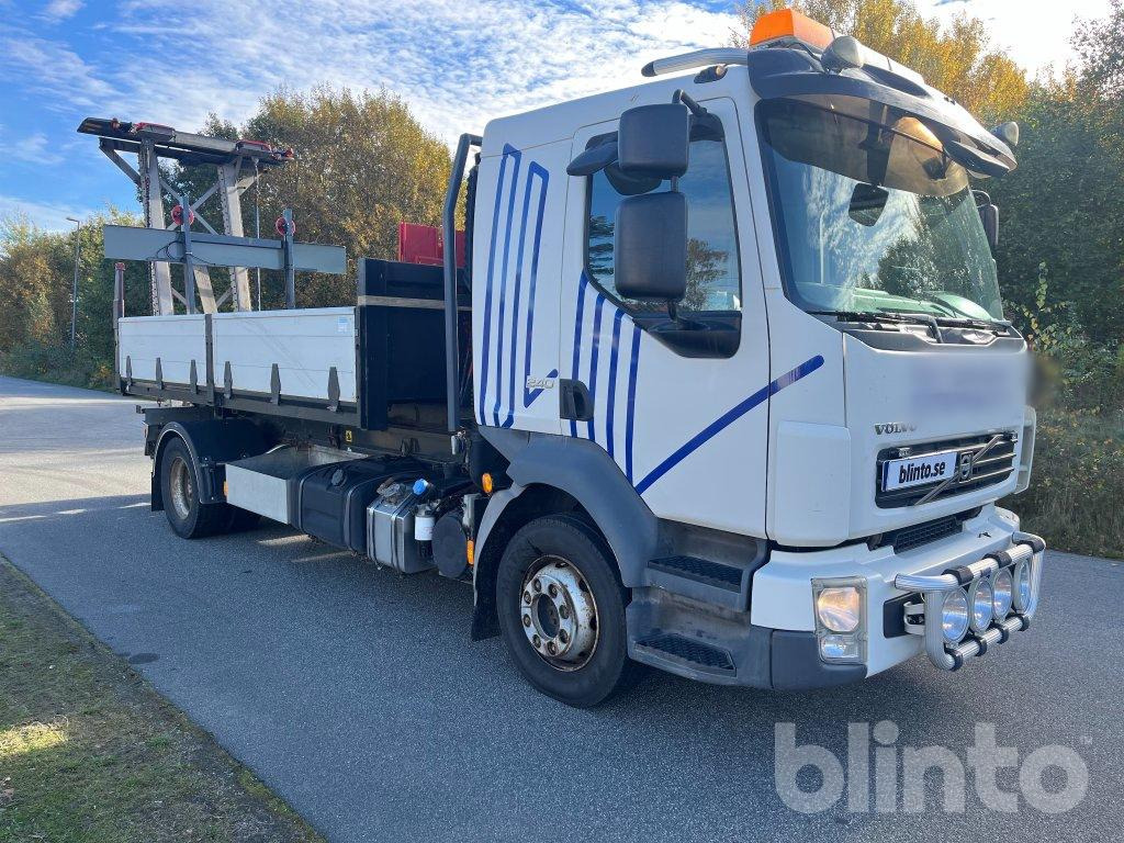 VOLVO FL-240 4*2 - Camión multibasculante: foto 3 VOLVO FL-240 4*2 - Camión multibasculante: foto 3