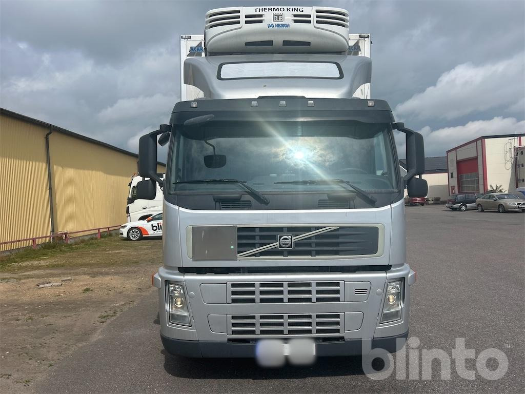 VOLVO FM-440 6*2 - Camión frigorífico: foto 3 VOLVO FM-440 6*2 - Camión frigorífico: foto 3