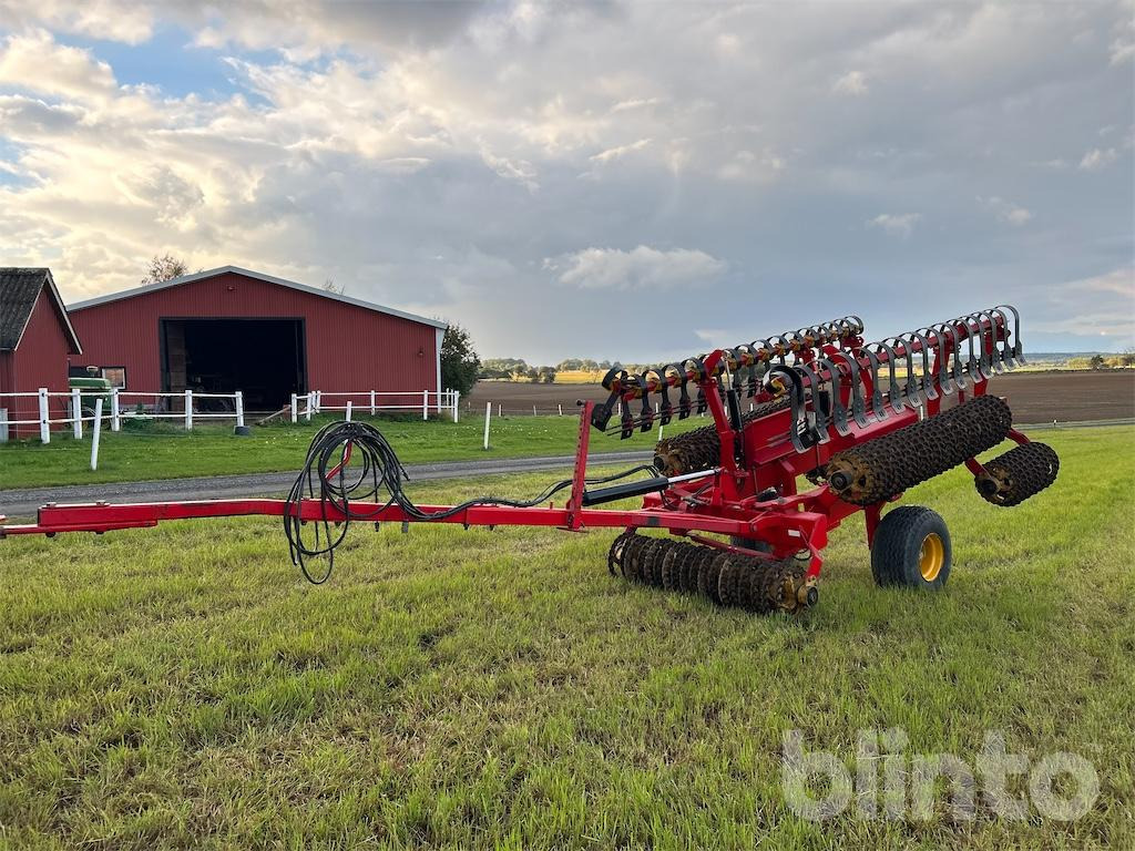 Väderstad rexius 820 - Equipo para trabajo del suelo: foto 1 Väderstad rexius 820 - Equipo para trabajo del suelo: foto 1