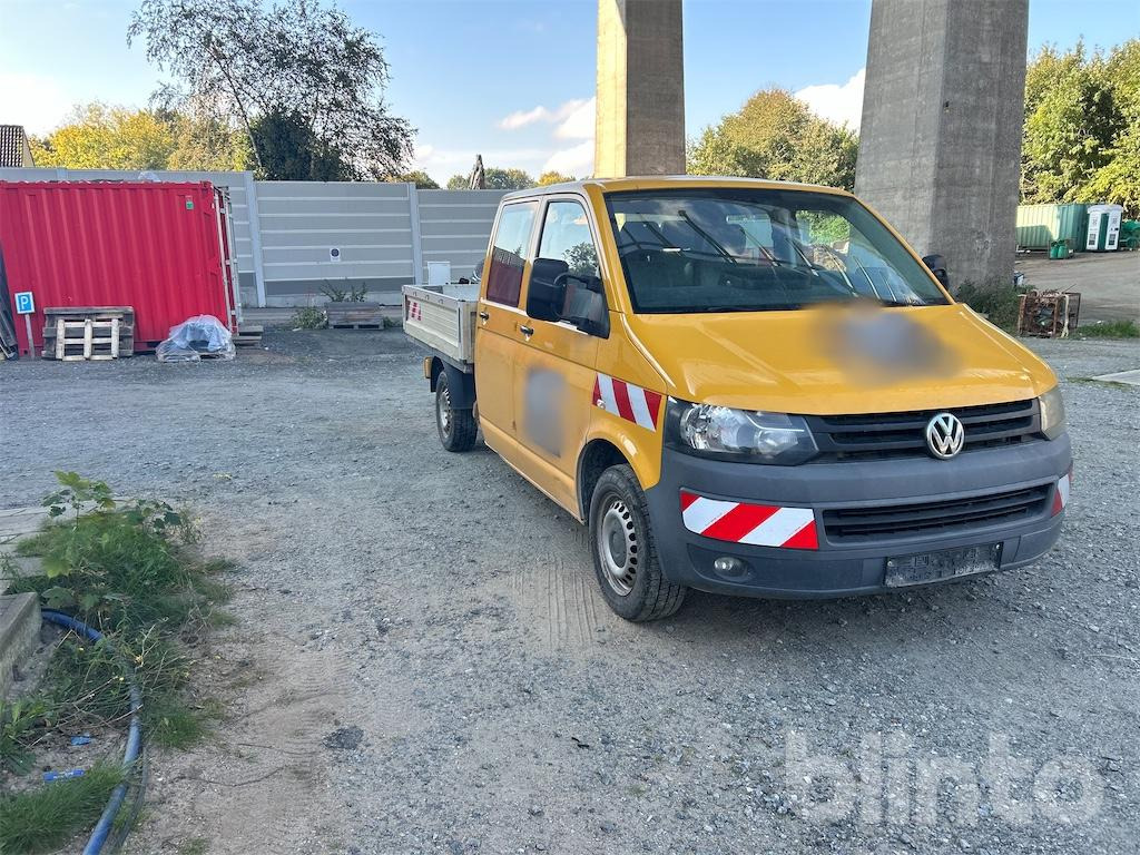 Volkswagen T5 (2010) - Furgoneta caja abierta, Furgoneta combi: foto 2 Volkswagen T5 (2010) - Furgoneta caja abierta, Furgoneta combi: foto 2