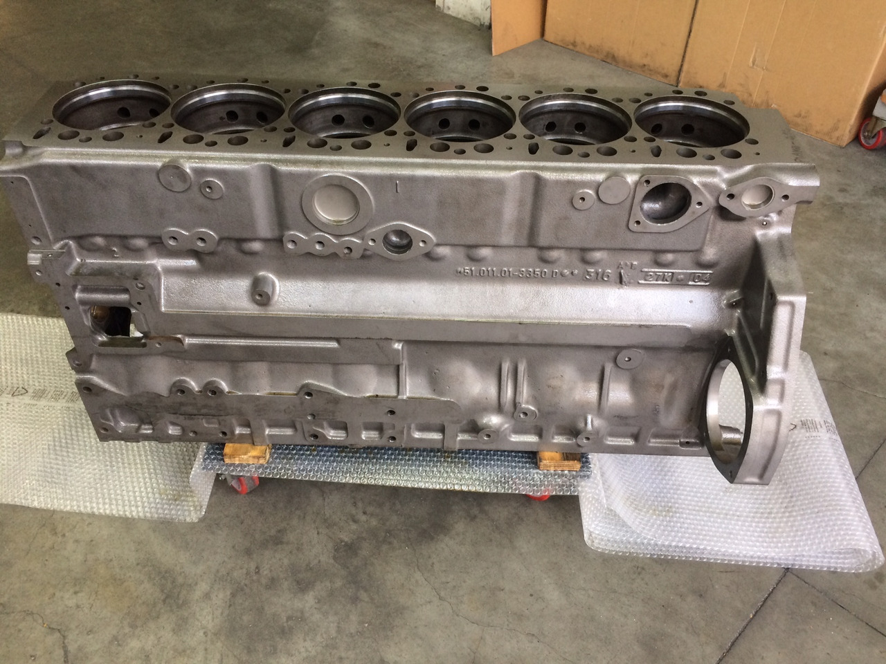 BASAMENTO MAN D2866 / D2876 / E2866 / E2876 - F2000 / BUS / INDUSTRIALI - Cárter para Autobús: foto 2 BASAMENTO MAN D2866 / D2876 / E2866 / E2876 - F2000 / BUS / INDUSTRIALI - Cárter para Autobús: foto 2