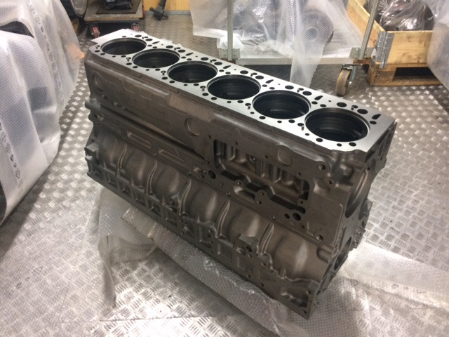 BASAMENTO MAN D2876LUE623 / D2876LOH20 / D2876LOH21 - Cárter: foto 2 BASAMENTO MAN D2876LUE623 / D2876LOH20 / D2876LOH21 - Cárter: foto 2