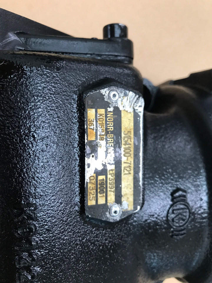 COMPRESSORE ARIA MONOCILINDRICO MAN 51541007121 - Compresor de aire: foto 3 COMPRESSORE ARIA MONOCILINDRICO MAN 51541007121 - Compresor de aire: foto 3