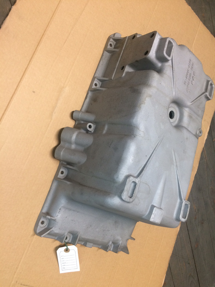 COPPA OLIO MAN 51058015557 - MOTORE MAN D0834LOH / D0824LOH - Cárter de aceite: foto 3 COPPA OLIO MAN 51058015557 - MOTORE MAN D0834LOH / D0824LOH - Cárter de aceite: foto 3