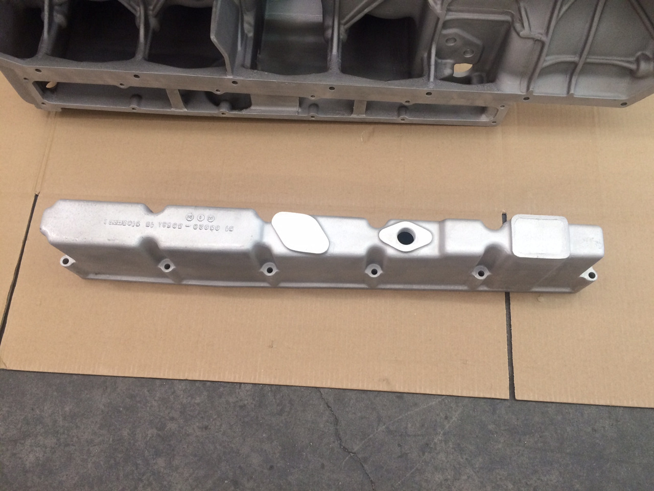 COPPA OLIO MAN 51058015690 + COPERCHIO COPPA OLIO MAN 51058200086 - Cárter de aceite: foto 3 COPPA OLIO MAN 51058015690 + COPERCHIO COPPA OLIO MAN 51058200086 - Cárter de aceite: foto 3