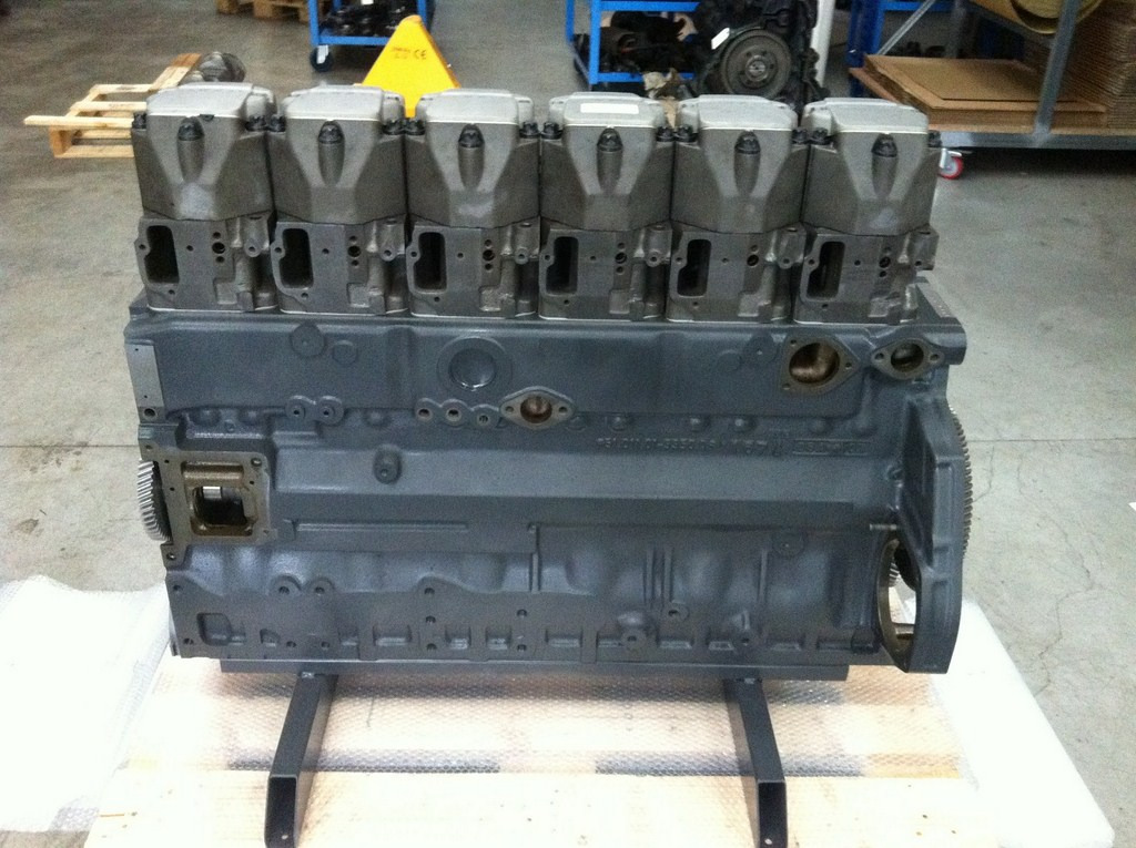 MOTORE MAN D2866LUH23 - 260CV - EURO 3 - BUS - Motor para Autobús: foto 1 MOTORE MAN D2866LUH23 - 260CV - EURO 3 - BUS - Motor para Autobús: foto 1