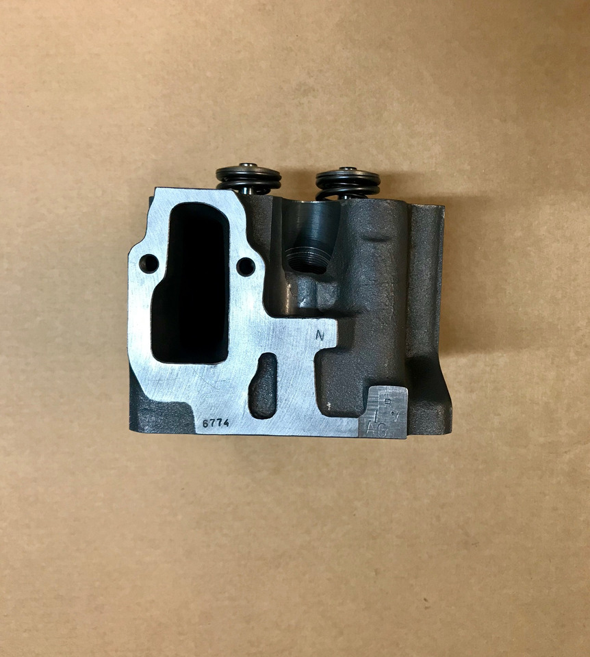 TESTATA MAN D28 - 2 VALVOLE PER CILINDRO - RIF. MAN 51031016773 / 51031016774 - Cabezal de bloque: foto 4 TESTATA MAN D28 - 2 VALVOLE PER CILINDRO - RIF. MAN 51031016773 / 51031016774 - Cabezal de bloque: foto 4