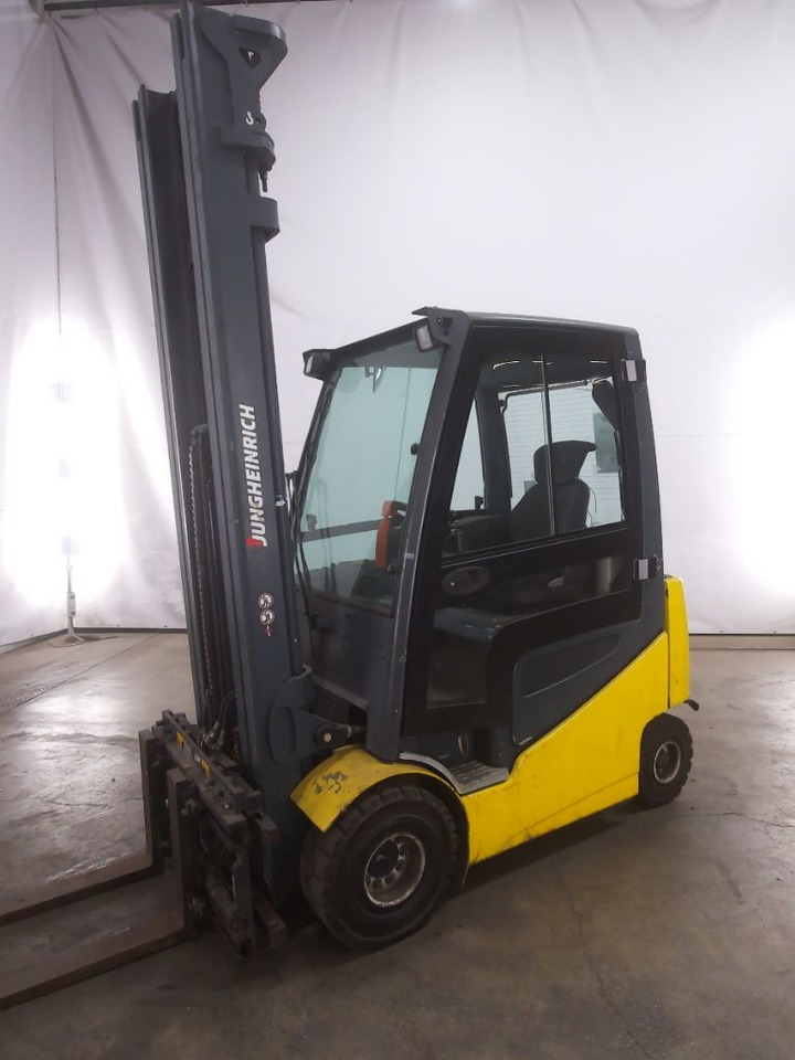 Jungheinrich EFG425K - Carretilla elevadora eléctrica: foto 1 Jungheinrich EFG425K - Carretilla elevadora eléctrica: foto 1