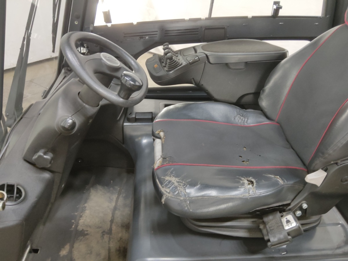 Linde E35HL-01 - Carretilla elevadora eléctrica: foto 3 Linde E35HL-01 - Carretilla elevadora eléctrica: foto 3