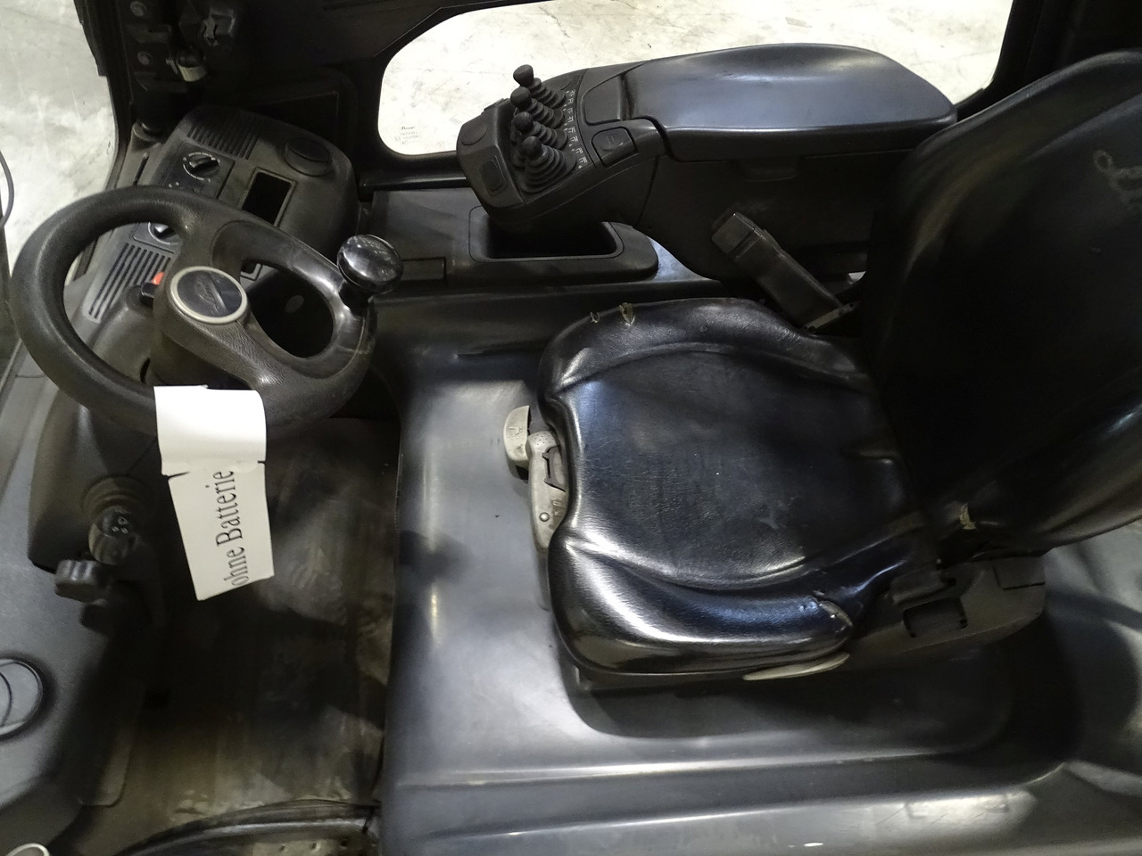 Linde E35L-01 - Carretilla elevadora eléctrica: foto 3 Linde E35L-01 - Carretilla elevadora eléctrica: foto 3