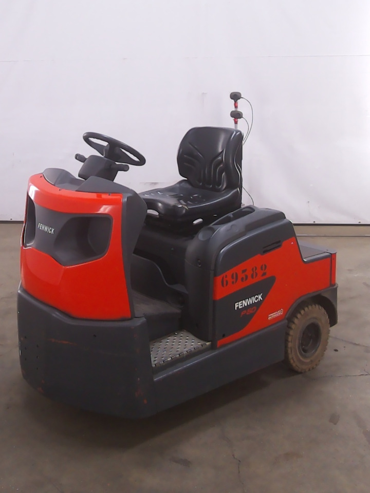 Linde P60 - Remolcadora: foto 1 Linde P60 - Remolcadora: foto 1