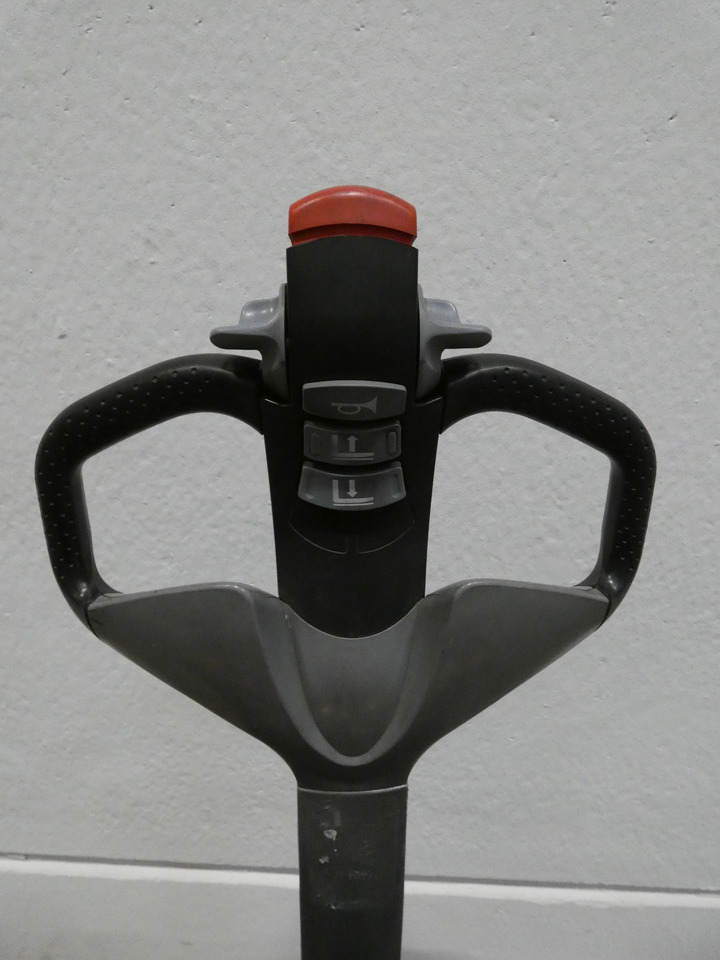 Still EXU16 - Transpaleta: foto 3 Still EXU16 - Transpaleta: foto 3