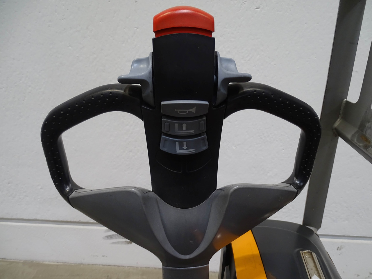 Still EXU16 - Transpaleta: foto 3 Still EXU16 - Transpaleta: foto 3